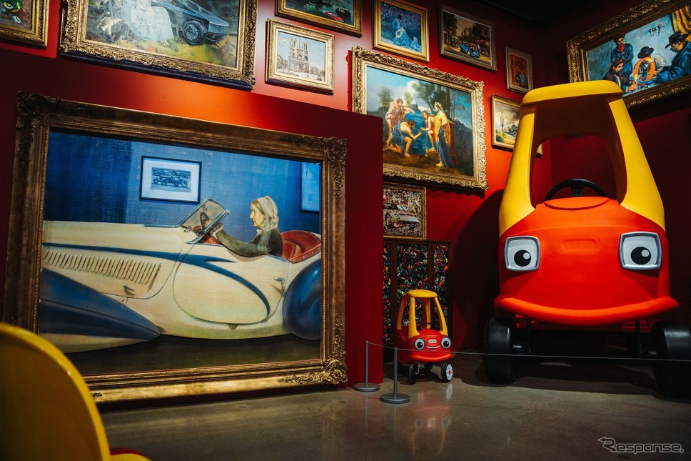 現代アーティストMr Brainwashによる新展示『Cars Are Beautiful: Mr Brainwash @ the Petersen』《photo by Petersen Automotive Museum》