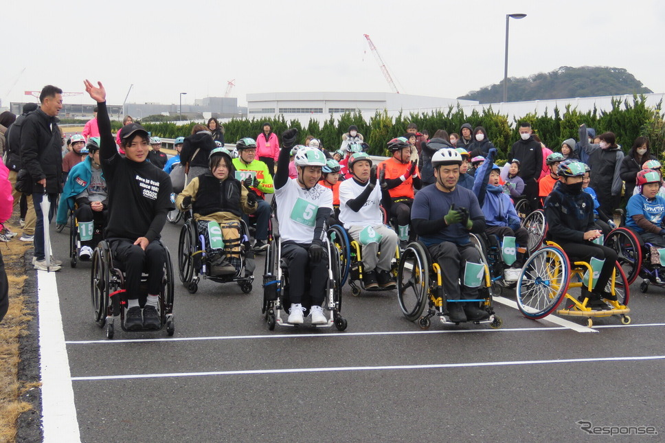 全国車椅子マラソン《写真提供 日産自動車》