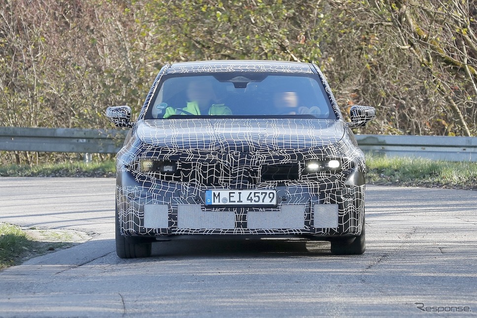 BMW 3シリーズ 次期型のプロトタイプ《APOLLO NEWS SERVICE》