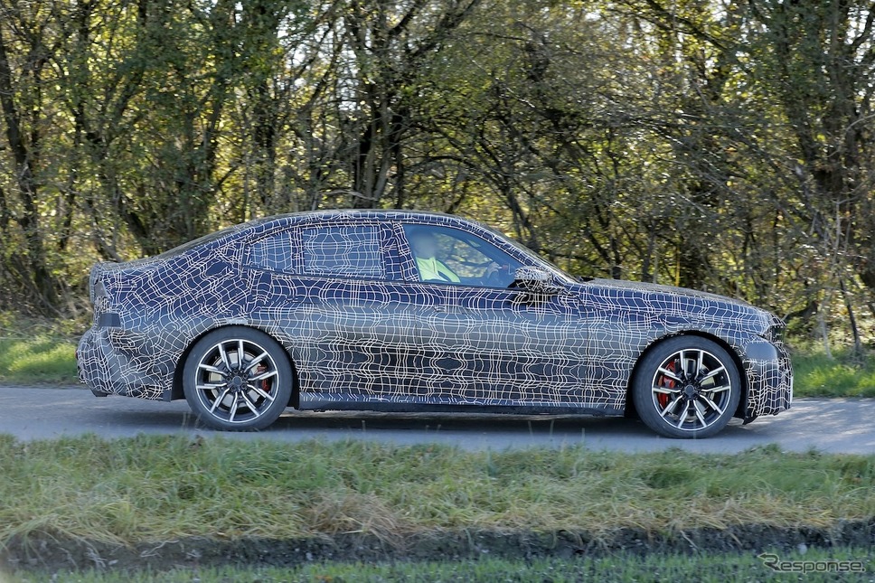 BMW 3シリーズ 次期型のプロトタイプ《APOLLO NEWS SERVICE》