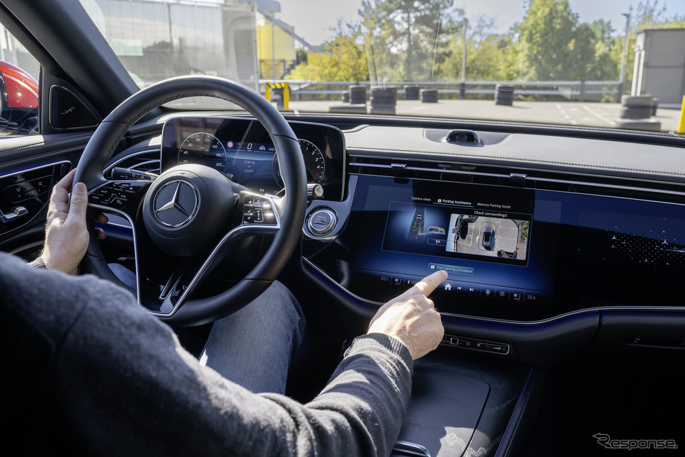 メルセデスベンツが自動駐車システムを改良《photo by Mercedes-Benz》