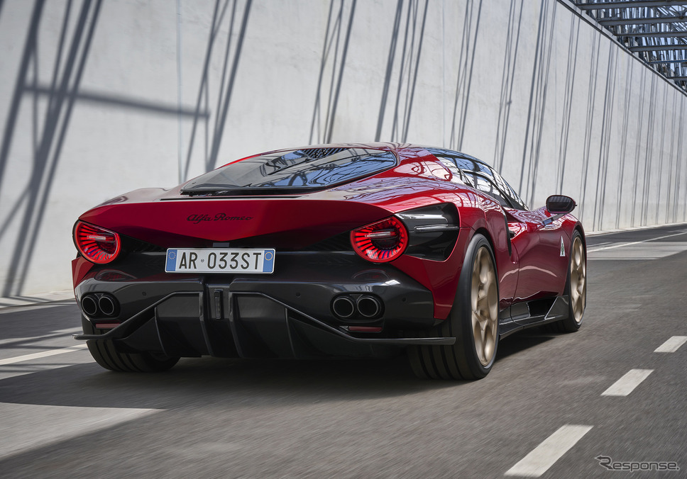 アルファロメオ 33ストラダーレ《photo by Alfa Romeo》