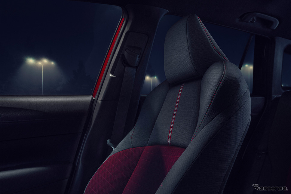 トヨタ カローラクロス 2025年モデル《photo by Toyota》