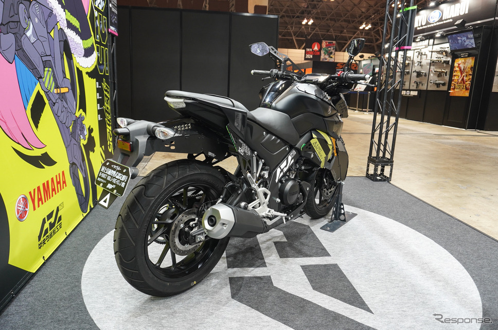 ヤマハ発動機×中央町戦術工芸「装甲弐輪試作機『駆動125』」(東京コミコン2024)《写真撮影 宮崎壮人》