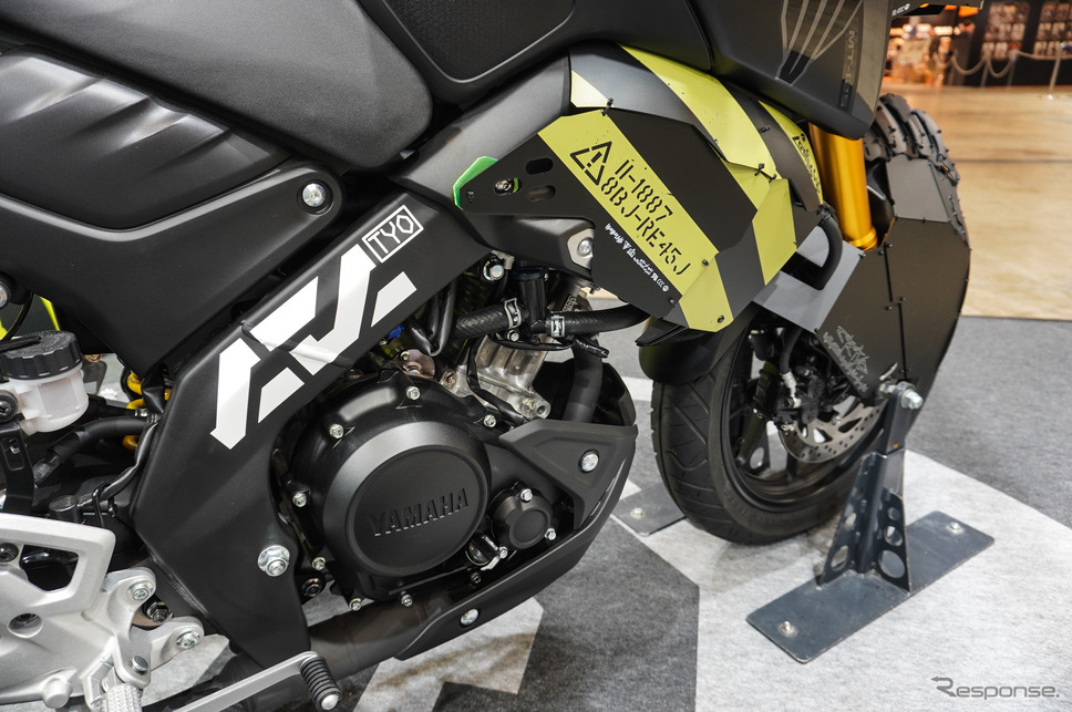 ヤマハ発動機×中央町戦術工芸「装甲弐輪試作機『駆動125』」(東京コミコン2024)《写真撮影 宮崎壮人》