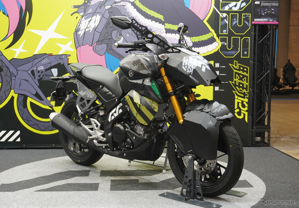 ヤマハ発動機×中央町戦術工芸「装甲弐輪試作機『駆動125』」(東京コミコン2024)《写真撮影 宮崎壮人》
