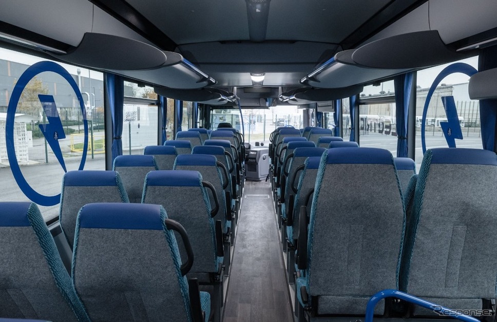 IVECOの新型電気バス「CROSSWAY ELEC」《photo by IVECO》