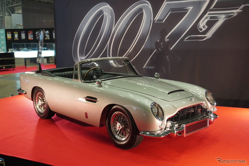 『007 ノー・タイム・トゥ・ダイ』アストンマーティン DB5ジュニア(東京コミコン2024)《写真撮影 宮崎壮人》