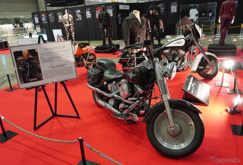 『ターミネーター2』T-800のハーレーダビッドソン ファットボーイ(東京コミコン2024)《写真撮影 宮崎壮人》