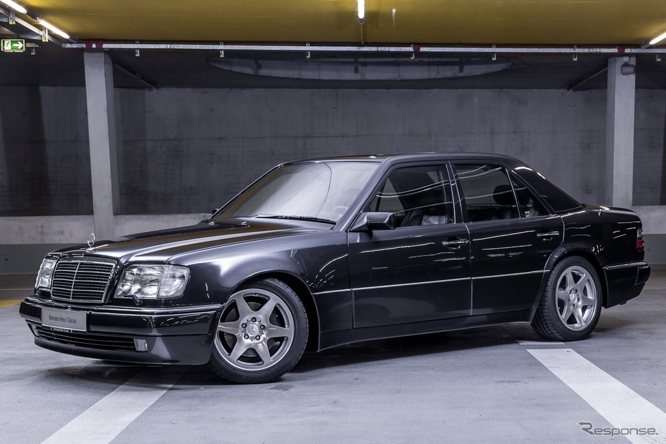 メルセデスベンツE60 AMG《photo by Mercedes-Benz》