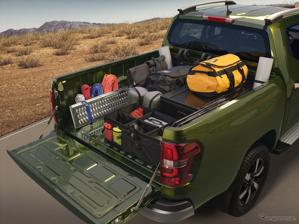 プジョー ランドトレック 改良新型《photo by Peugeot》