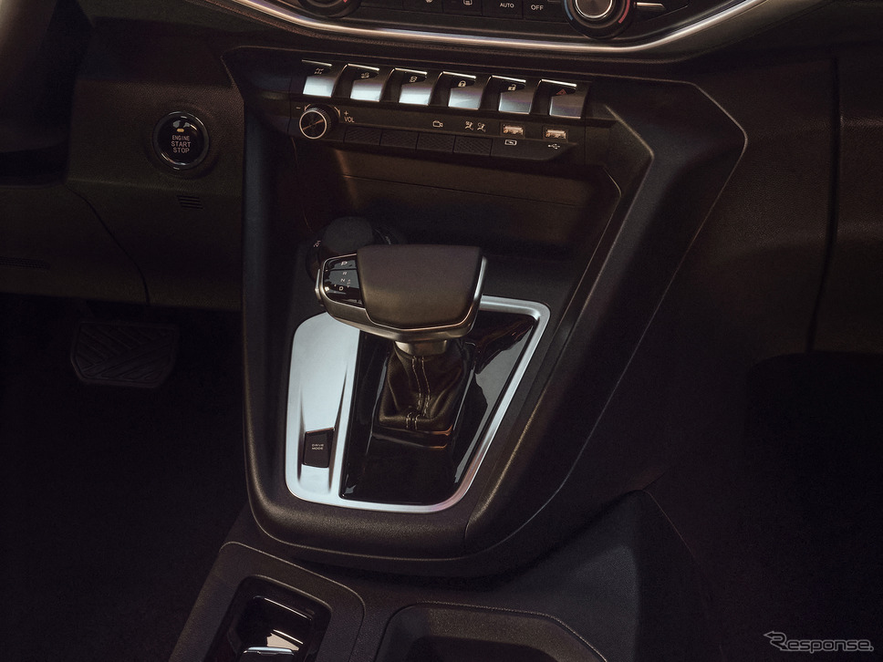 プジョー ランドトレック 改良新型《photo by Peugeot》