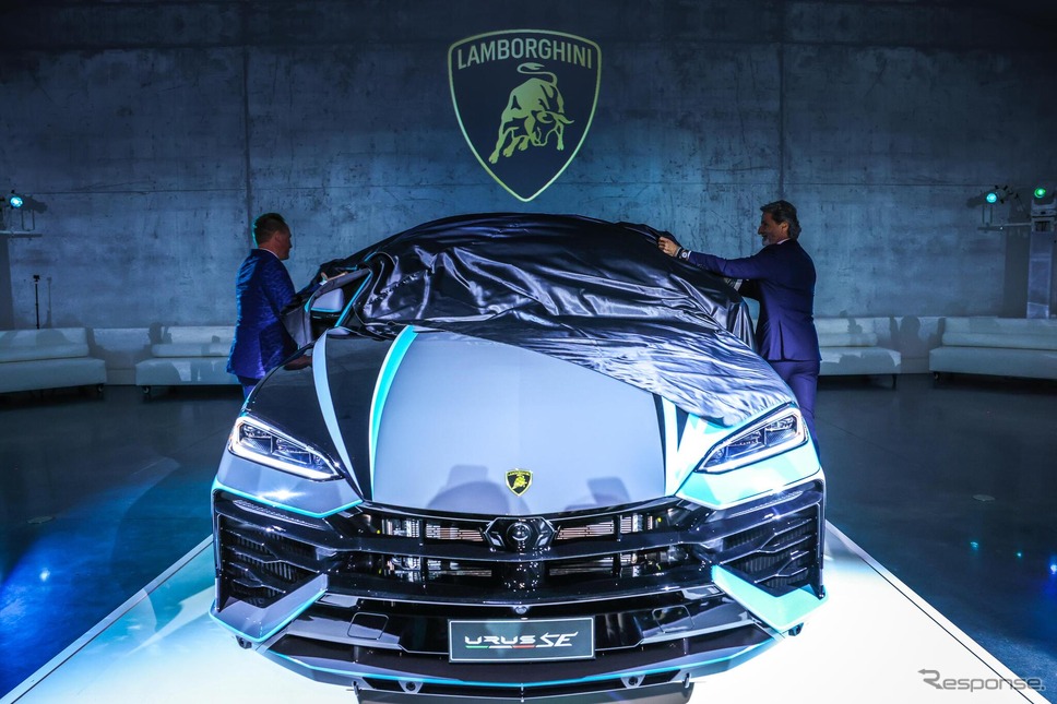 米マイアミ文化に着想を得てカスタマイされたランボルギーニ『ウルスSE』《photo by Lamborghini》
