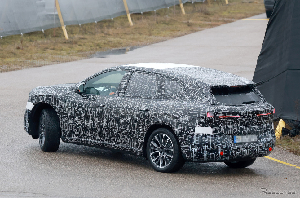 BMW iX3 後継モデルのプロトタイプ《APOLLO NEWS SERVICE》