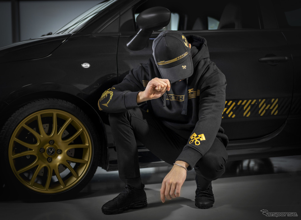 アバルト75周年記念の限定コレクション《photo by Abarth》