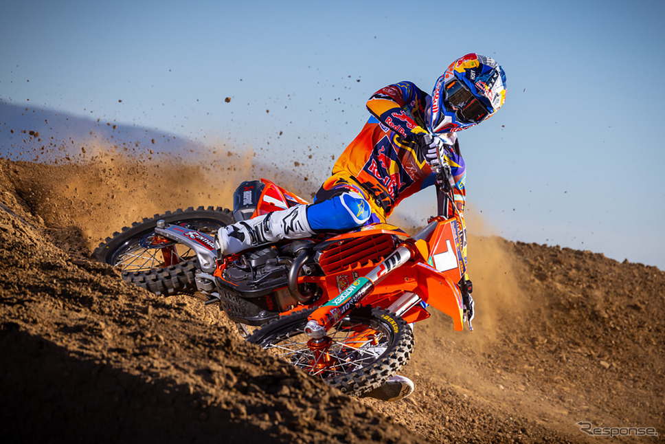 KTM SX-Fファクトリーエディション《photo by KTM》