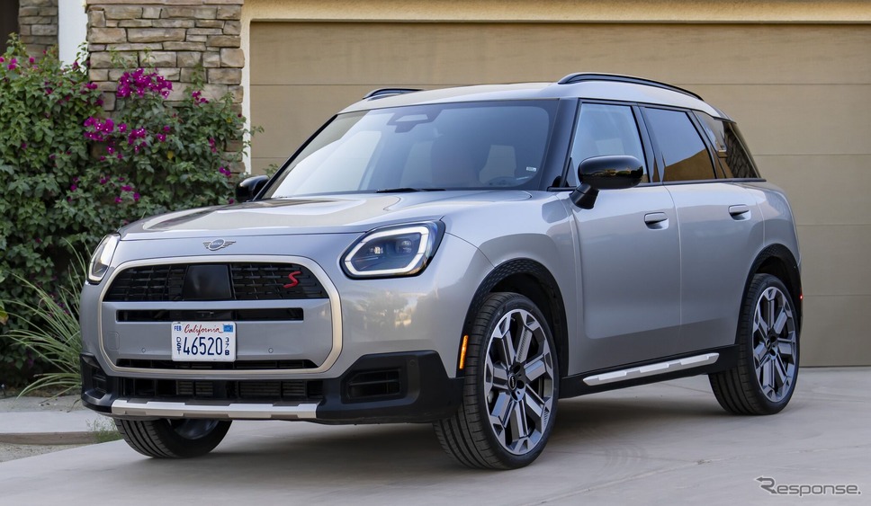 MINI カントリーマン 新型《photo by MINI》