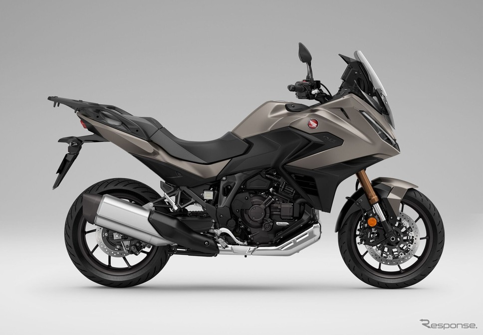 ホンダ NT1100 改良モデル《写真提供 ホンダ》