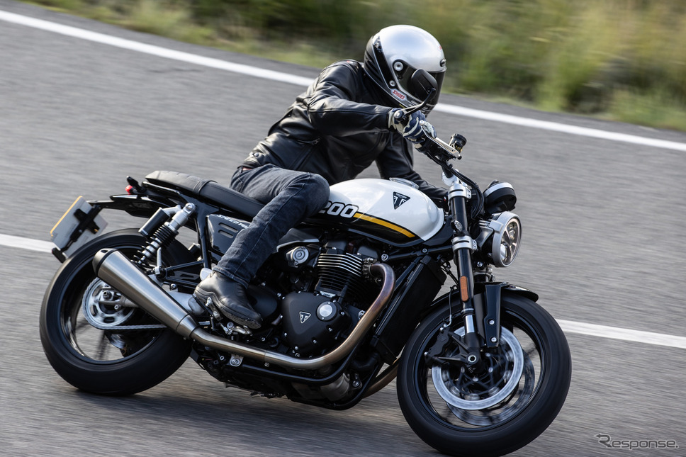 トライアンフ スピードツイン1200《写真提供 トライアンフモーターサイクル》