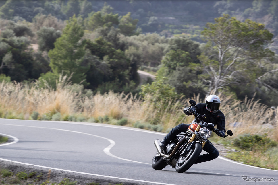 トライアンフ スピードツイン1200 RS《写真提供 トライアンフモーターサイクル》