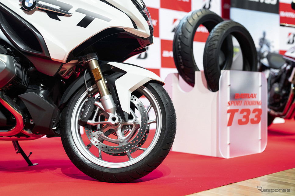 ブリヂストン「BATTLAX SPORT TOURING T33」《写真撮影 望月勇輝》