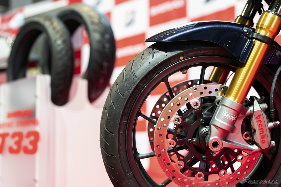 ブリヂストン「BATTLAX SPORT TOURING T33」《写真撮影 望月勇輝》