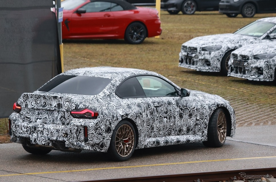 BMW M2 CS 新型のプロトタイプ《APOLLO NEWS SERVICE》