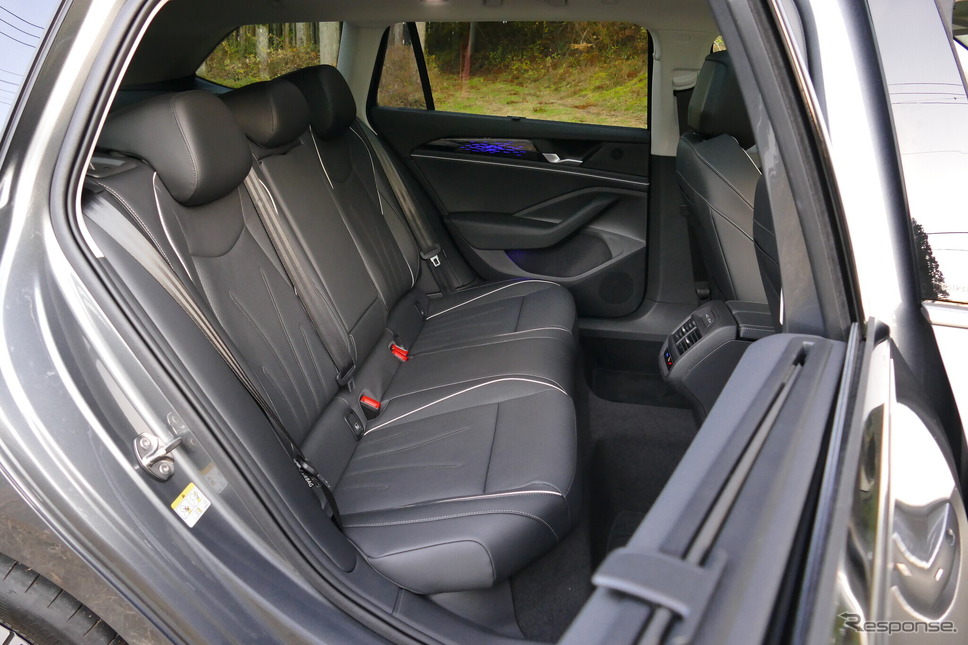 VW パサート eHybrid Elegance《写真撮影 島崎七生人》