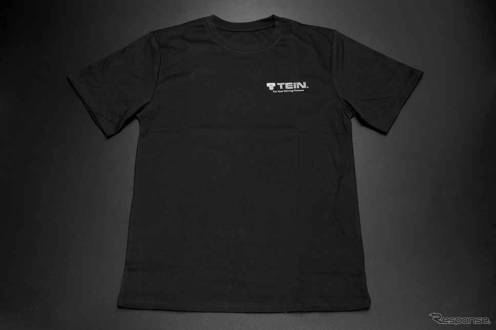 テイン40周年Tシャツ《写真提供 テイン》