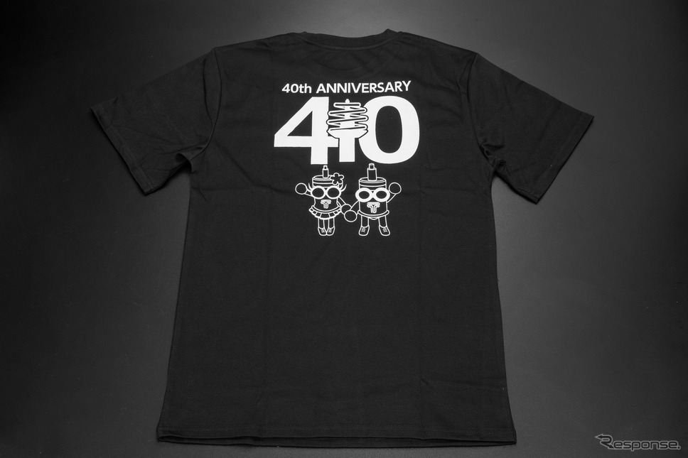 テイン40周年Tシャツ《写真提供 テイン》
