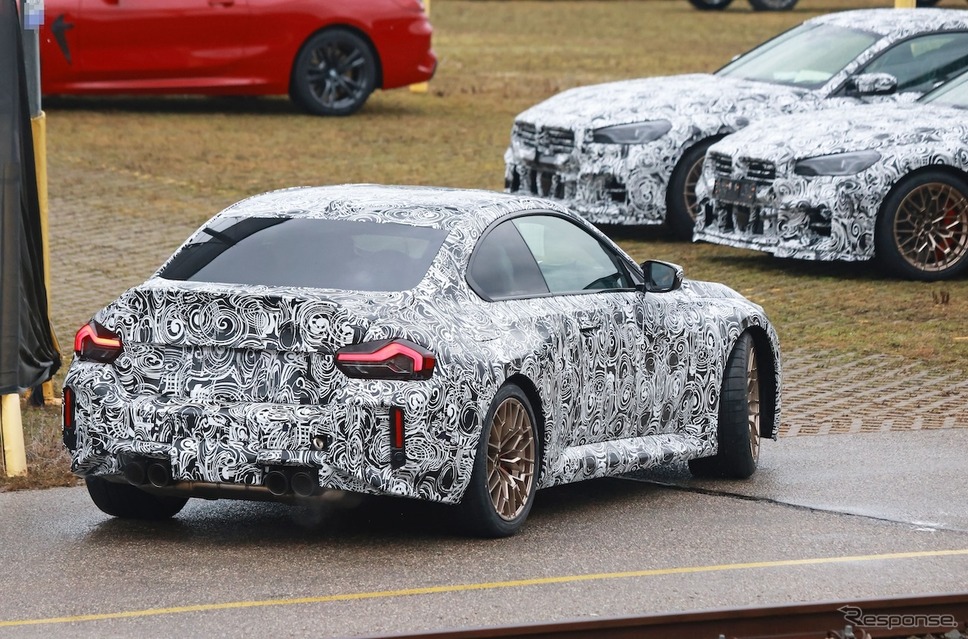 BMW M2 CS 新型のプロトタイプ《APOLLO NEWS SERVICE》