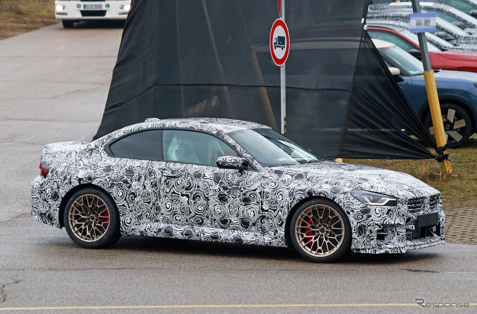 BMW M2 CS 新型のプロトタイプ《APOLLO NEWS SERVICE》