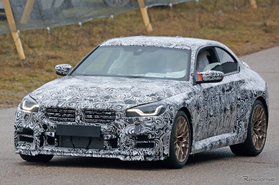 BMW M2 CS 新型のプロトタイプ《APOLLO NEWS SERVICE》