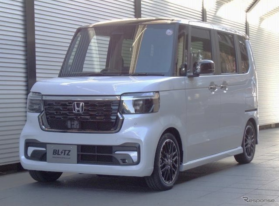 ブリッツDAMPER ZZ-R N-BOXカスタム装着例(フロント:23mmダウン / リア:30mmダウン)《写真提供 BLITZ》