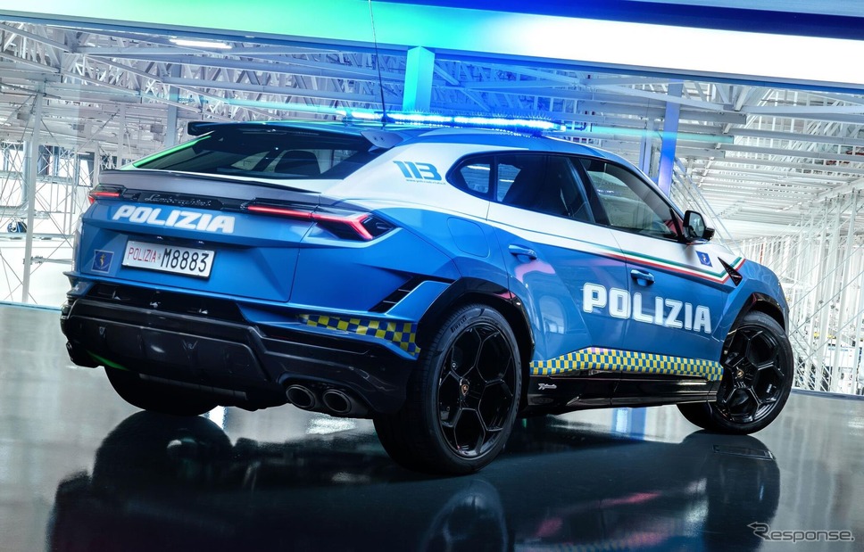 ランボルギーニ『ウルス ペルフォルマンテ』のポリスカー《photo by Lamborghini》