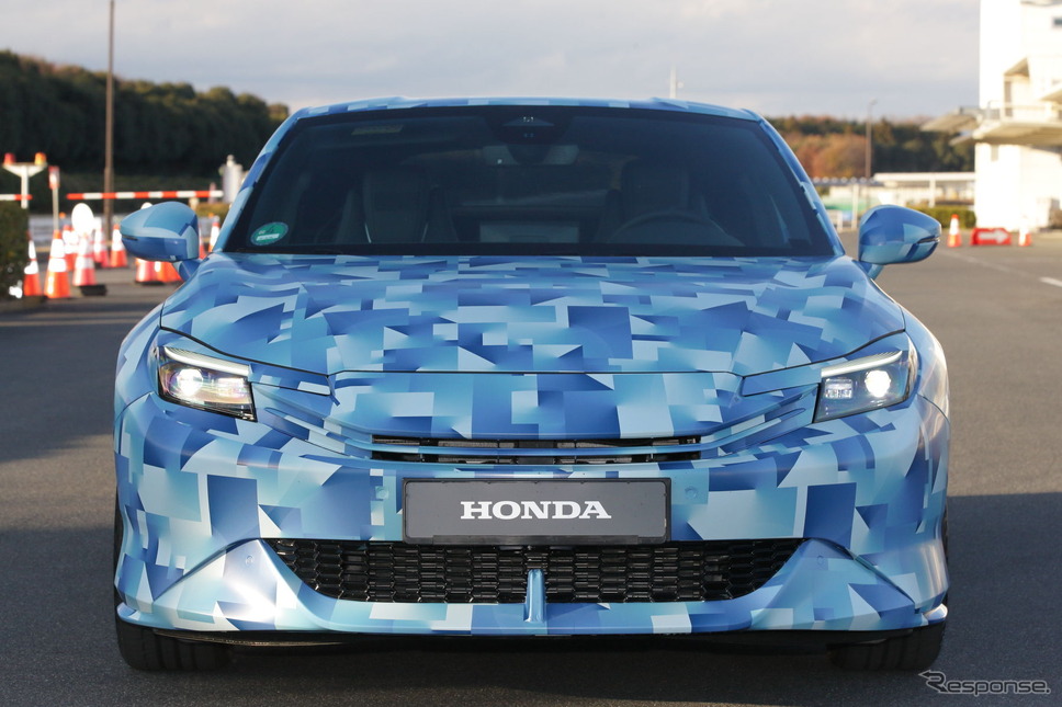 ホンダの次世代小型e:HEVシステムを搭載したプレリュード プロトタイプ《写真提供 本田技研工業》