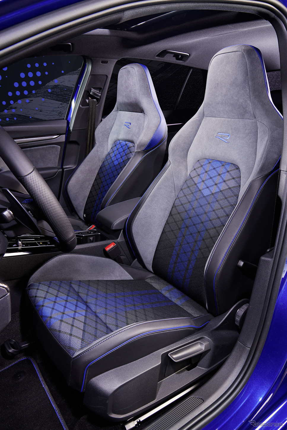 フォルクスワーゲン・ゴルフR 改良新型(写真は海外仕様)《photo by VW》