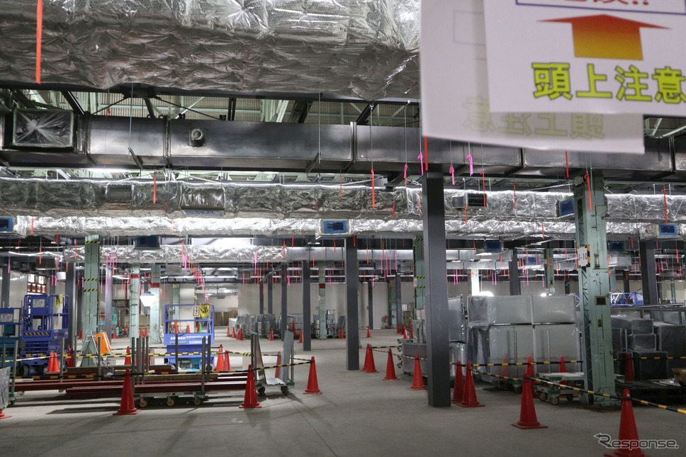 横浜工場にて公開された、日産の全固体電パイロットプラント。工事中のためラインの機材はまだない《写真撮影 中尾真二》
