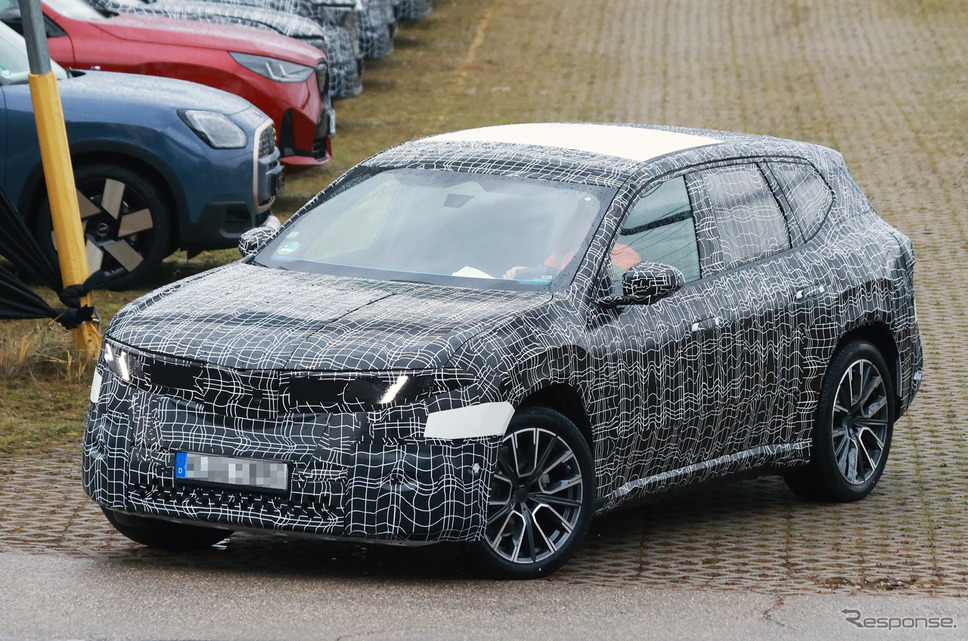 BMW iX3 市販型のプロトタイプ《APOLLO NEWS SERVICE》