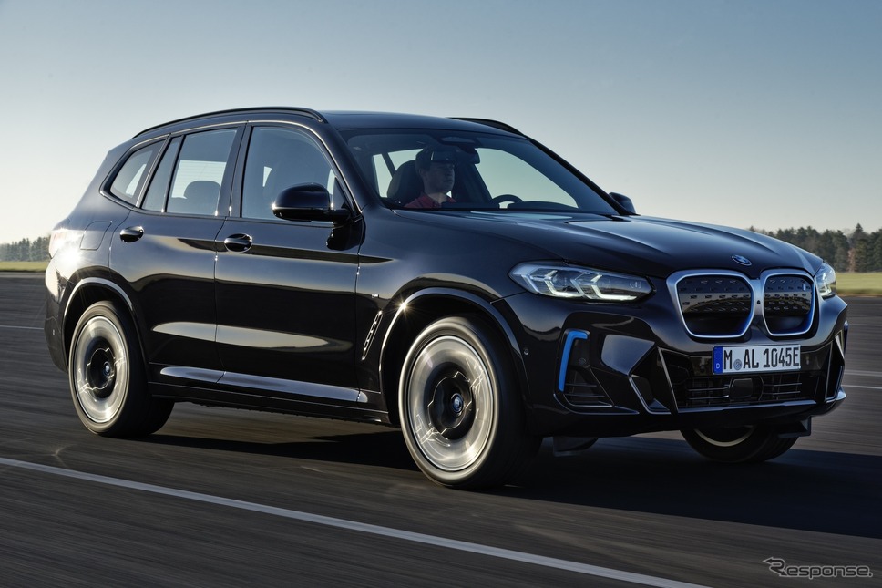 BMW iX3 現行型《photo by BMW》