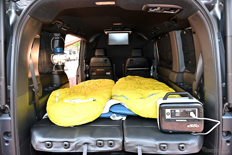ステップワゴン 車中泊仕様《写真撮影 雪岡直樹》