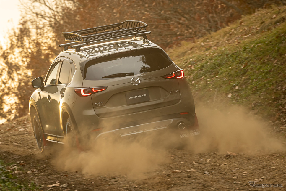 オートエクゼのマツダ『CX-5』(KF型)向けスタイリングキット「AutoExe KF-07 AX」《写真提供 オートエクゼ》