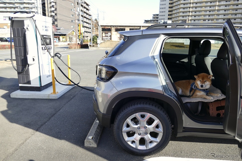 ジープ アベンジャー アティテュード(JEEP Avenger Altitude)《写真撮影 島崎七生人》