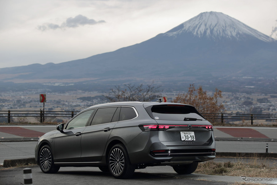 VW パサート 新型(eハイブリッド エレガンス)《写真撮影 南陽一浩》