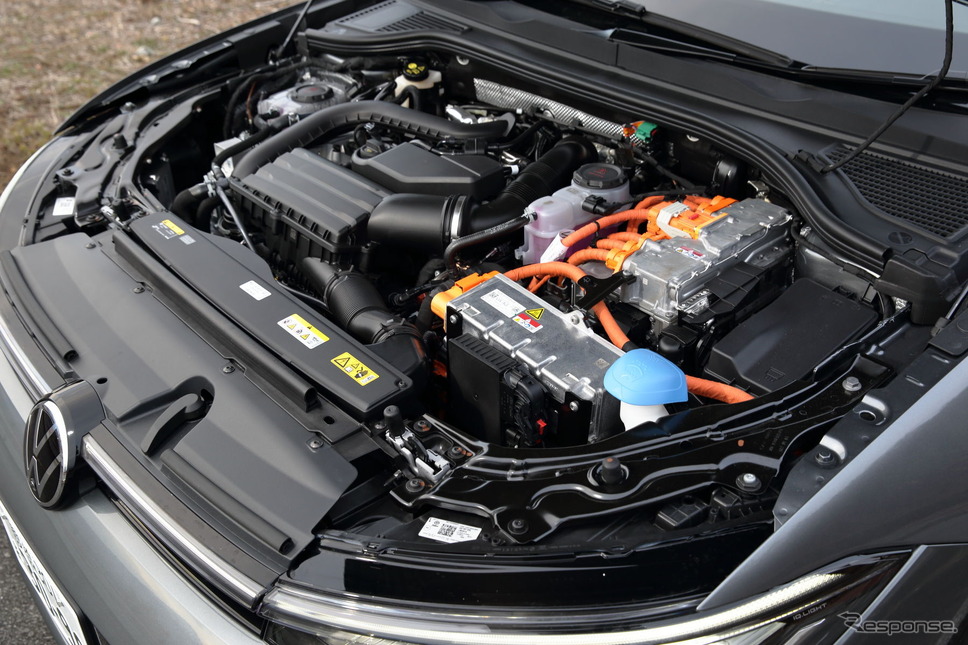 VW パサート 新型(eハイブリッド エレガンス)《写真撮影 南陽一浩》
