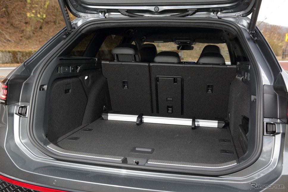 VW パサート 新型(eTSI Rラインプラスパッケージ)《写真撮影 南陽一浩》