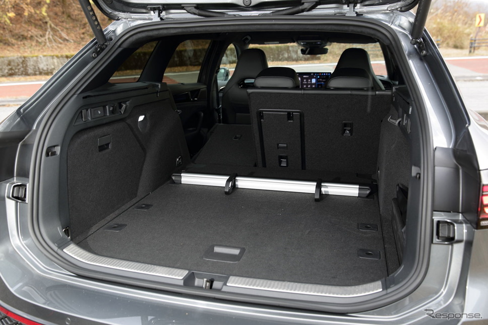 VW パサート 新型(eTSI Rラインプラスパッケージ)《写真撮影 南陽一浩》