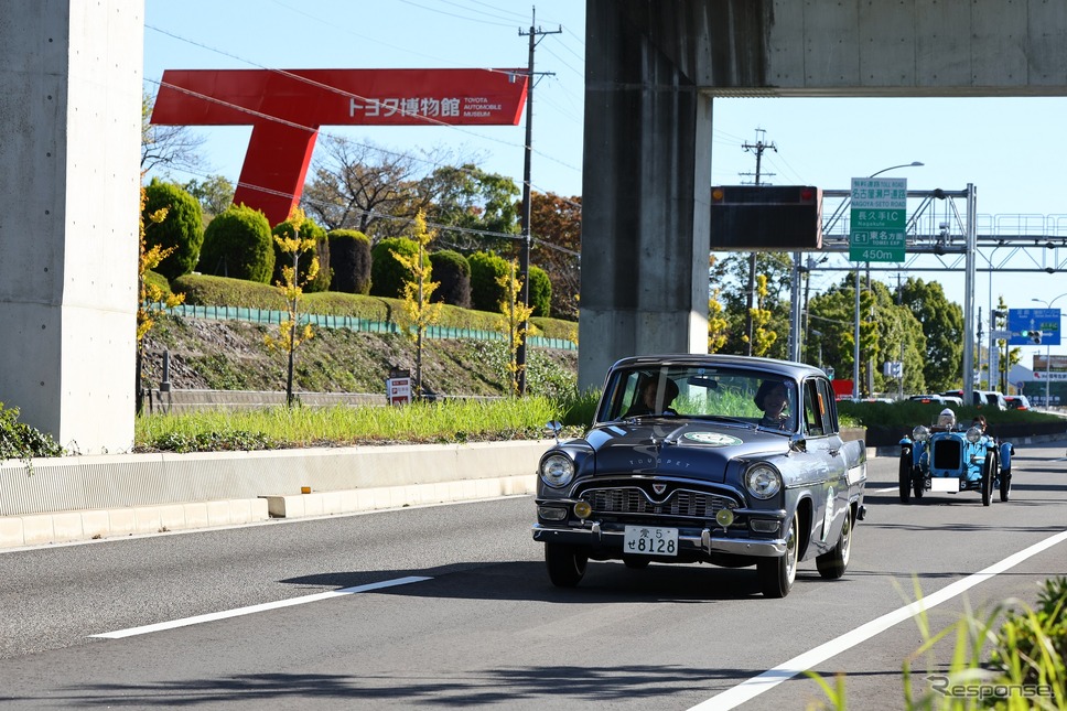 トヨタ博物館 クラシックカー・フェスティバルの公道パレード《写真提供 トヨタ博物館》