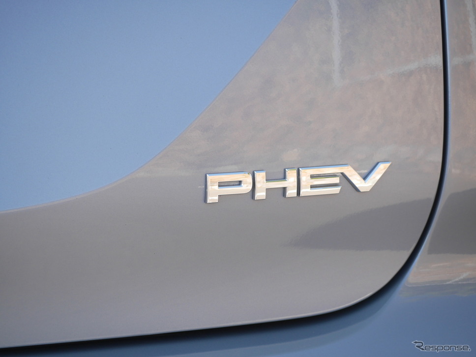 三菱 アウトランダーPHEV 改良新型《写真撮影 中村孝仁》