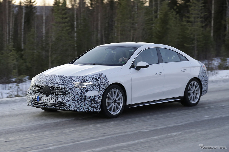 メルセデスベンツ CLA 次期型、ICE搭載仕様のプロトタイプ《APOLLO NEWS SERVICE》